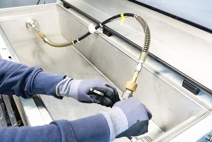 Service TMV Prüfung und Wartung von Hochdruckschläuchen Service TMV Prüfung und Wartung von Hochdruckschläuchen